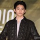 冨永愛の息子・章胤、初ミラノランウェイで圧巻美脚披露「スタイル抜群」「着こなせるのがすごい」と反響