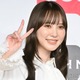 加藤史帆、ほっそり美脚輝く衣装姿「スタイル良い」「上品で美しい」と反響
