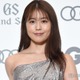 有村架純、黒キャミソールで色白素肌輝く「上品」「美しすぎる」と反響