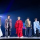 キスマイ、デビュー14周年ライブに人気芸人サプライズ登場 新曲発表・ファッションショー・「ニカゲーム」…魅力凝縮のステージ展開【MAGFACT】