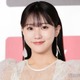 田中美久、膝上ミニでほっそり美脚披露「眼福」「オフショル大人っぽい」
