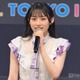 乃木坂46川崎桜、ミニスカのディズニーコーデ披露「スタイル完璧」「彼女感すごい」と反響