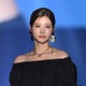 生見愛瑠、美肩＆デコルテ際立つオフショル姿【TGC北九州2025】