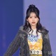 カジサック長女・梶原叶渚、シースルーワンピ×個性派スカートで美脚のぞく「ウエスト細すぎ」「雰囲気違って可愛い」と反響【ガルアワ2025AW】