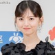 齋藤飛鳥、変形トップスから素肌輝く「異次元の可愛さ」「華奢」と反響続々