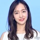板野友美、夫・高橋奎二＆娘との家族3ショットに反響「美男美女ファミリー」「娘ちゃん口元そっくり」