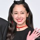 沢尻エリカ、7年ぶり映画出演で舞台挨拶登壇 後輩女優が涙「おかえりっていう言葉を伝えたい」