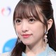 AKB48卒業の向井地美音、美脚のぞく変形スカート衣装ショット公開「すごく似合ってて可愛い」「曲聴くたびに泣いちゃいそう」の声