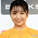 大原優乃、美脚際立つミニワンピ姿披露「スタイル抜群」「脚綺麗」の声
