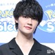 M!LK佐野勇斗、NY街中降臨ショットにファン歓喜「どこにいても存在感すごい」「黒コーデおしゃれでかっこいい」