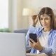 【便秘、老眼、たるみ肌etc.】キウイは色によって「効果」が違う！ 40～50代女性が「悩み別」に選ぶなら何色!?