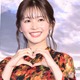 久間田琳加、大胆背中開き夏コーデ公開「ヘルシーな色気が素敵」「バックショットに見惚れる」と絶賛の声