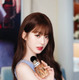 Miu Miu Beauty、六本木ヒルズにて没入型ポップイベントを開催中。アンバサダーのIVEウォニョンも訪問