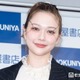 村重杏奈、胸元＆背中大胆開きキャミワンピ姿に熱視線「大人の色気がすごい」「鎖骨くっきりで綺麗」