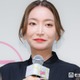 加藤綾菜「イケメン」夫・加藤茶のヘアセット中の様子公開「いつまでもお若い」「笑顔に癒される」の声
