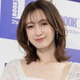 第1子妊娠の藤井サチ「だいぶ大きくなりました」ふっくらお腹ショット公開「美しい」「マタニティコーデが素敵」と反響