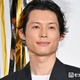 SixTONES松村北斗＆今田美桜、原作・東野圭吾さんの映画鑑賞後の言葉に感謝「最大の安心で賛辞」【白鳥とコウモリ】