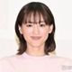 綾瀬はるか「全部似ててすごい」ものまねタレント・沙羅との7年ぶり再会ショットが話題「姉妹みたい」「人柄の良さが伝わる」