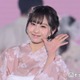 登録者数130万超美人YouTuber、美脚際立つフリルミニスカコーデ公開「身体の半分以上脚」「完璧スタイル」の声