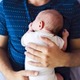 36歳貯金700万円。子どもの誕生で将来への不安が。投資もしたいと勉強中ですが…