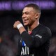 サッカーの天才エムバペがバスケするとこうなる