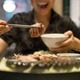 「彼だけが、分かってくれる」男友達との関係に迷う美女が、救いを求めた相手
