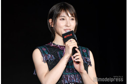 土屋太鳳、美背中際立つ「今際の国のアリス」シーズン3制作決定で“ウサギの投稿”に期待の声