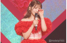 AKB48村山彩希、卒コンに峯岸みなみ・柏木由紀・茂木忍らOG豪華集結 “ゆぅなぁもぎおん”一夜限りの復活「3回くらいジャブ打って」