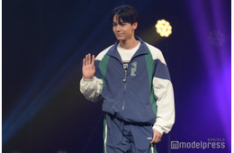 「今日好き」林田拓也、ソロランウェイでファンサ ラフな着こなしがかっこいい【GAKUSEI RUNWAY 2025 SUMMER】