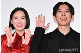高橋一生＆飯豊まりえ、夫婦揃って舞台挨拶登壇 映画ヒットに喜び【岸辺露伴は動かない 懺悔室】