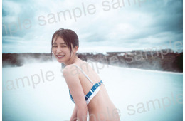 長濱ねる、笑み溢れる美背中ショット セカンド写真集発売記念インスタライブ第2弾決定