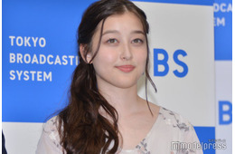 TBS浦野芽良アナ、ニュージーランド人の父親顔出し 幼少期の2ショットに「お父さんイケメン」「そっくり」の声