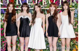 LE SSERAFIM、全身モノトーン衣装で美スタイル 透明感際立つ【Mrs. GREEN APPLE presents「CEREMONY」】