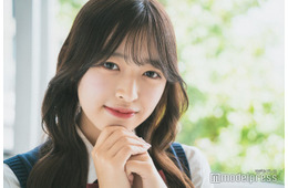 「今日好き」黒江こはる、ミニスカから美脚披露「スタイル良すぎ」「ネイルも可愛い」