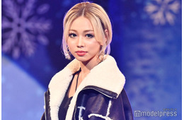 元「egg」モデル・きぃぃりぷ（鈴木綺麗）、ミニ丈からスラリ美脚披露「可愛い」「スタイル抜群」の声