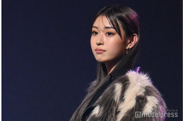 「今日好き」雨宮由乙花、ノースリーブで美ウエストチラリ ディズニーショットに「スタイル良すぎ」「ビジュ最強」の声