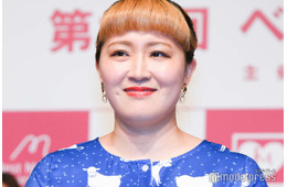 丸山桂里奈、黒髪ショートで雰囲気一変「新鮮」「イメージ変わる」の声