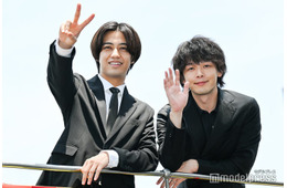 キンプリ高橋海人＆中村倫也、赤坂にサプライズ登場 道行く人と交流楽しむ【DOPE 麻薬取締部特捜課】