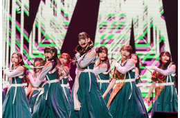 櫻坂46、アメリカで初パフォーマンス 英語で海外Buddiesに感謝【AX2025】