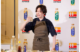 料理研究家リュウジ氏、イベントに自らハイボール持参「メディアの前で飲む酒は今年1番」