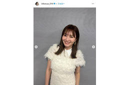 新山千春、長女と見つめ合う写真公開「美人親子」「そっくり」と反響