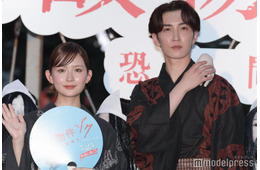 Snow Man渡辺翔太＆畑芽育、新宿の盆踊り大会にサプライズ登場 会場騒然【事故物件ゾク 恐い間取り】