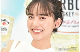 井桁弘恵、水着でヘルシー美脚大胆披露「綺麗」「スタイル抜群」の声