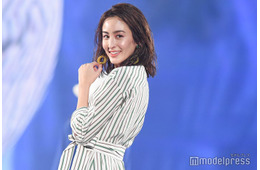 オードリー亜谷香、第2子女児出産を発表 家族ショットも公開