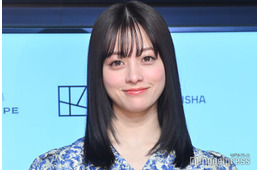 橋本環奈、素肌際立つオフショルドレス姿「撃ち抜かれる可愛さ」「ビジュ天才」と反響