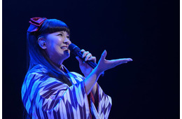 南野陽子、40周年記念コンサートツアー開幕 “伝説衣装”再現にファン歓声