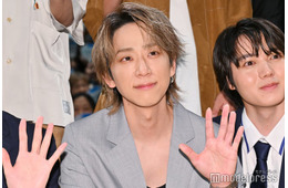 NEWS小山慶一郎、映画初出演・41歳での高校生役に「思いのほかイケています」MAZZEL・RANとの共演でSKY-HIと会話も【アオショー！】