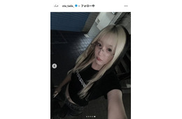 「月曜から夜ふかし」多田さん、変形ジーンズから素肌全開「見たことない服」「着こなせるのすごい」の声