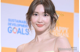 紗栄子、水着姿で美スタイル披露 故郷・宮崎満喫ショットに「スタイル抜群」「全力で遊んでて素敵」の声
