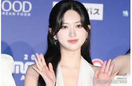 IVEガウル、LA観光ショット公開 美脚際立つミニワンピ姿に「美しすぎる」「二度見した」の声
